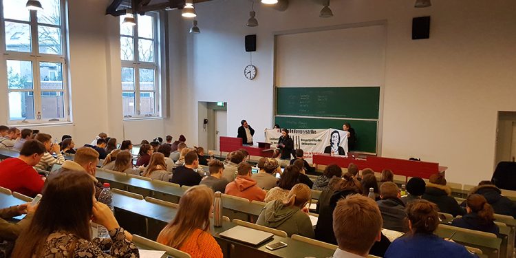 YENİLENDİ – JXK Almanya’da üniversitelerde derslere müdahale etti!