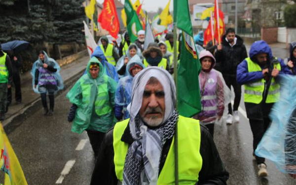 KCK’den uzun yürüyüşler için mesaj