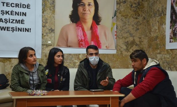 Maxmur’lu Gençler Nasır Yağız’ı ziyaret etti