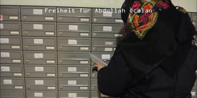 Almanya’da Kürt öğrenciler açlık grevlerine destek veriyor