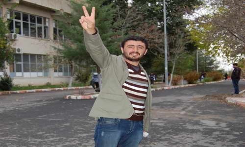 GENÇLİK RUHUYLA DEMOKRATİK SİYASET