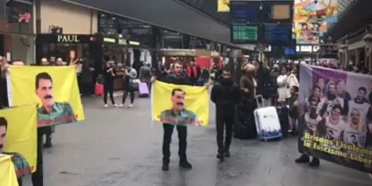 Paris’te Tevgera Ciwanên Şoreşger’den tecrit protestosu