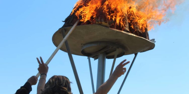 Rojava’da ilk Newroz ateşi Hesekê’de yakıldı