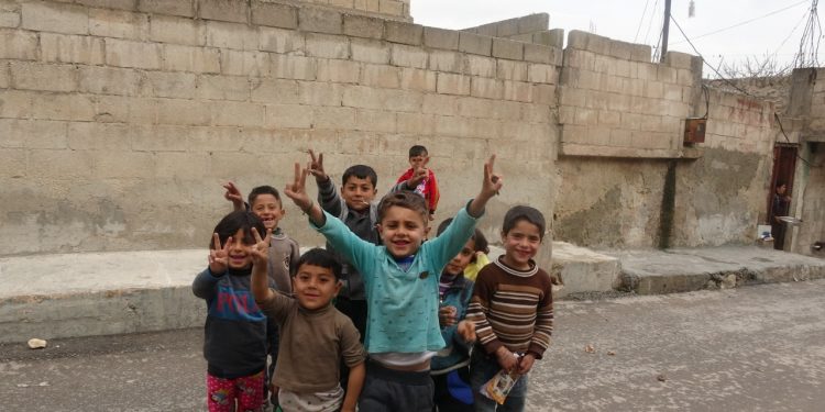 ÖZEL -Kobanê’de yaşam direniş ile örülüyor