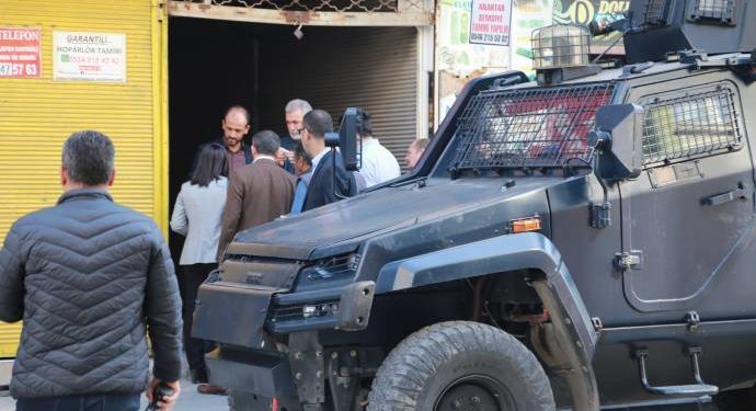 HDP Edene İl Örgütü’nde 8 saattir arama sürüyor
