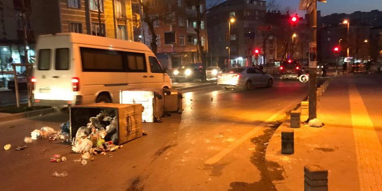 Yüzlerce genç, şehit düşen Gezen için sokağa çıktı: Polis gençlere saldırdı