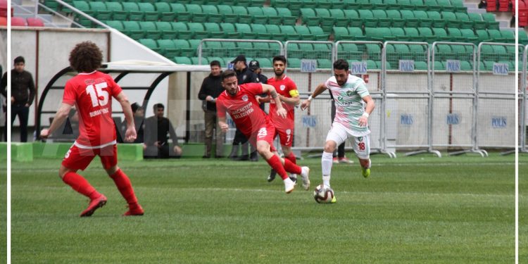 Amed seyircisiz çıktığı maçta 3 puanı 2 golle aldı