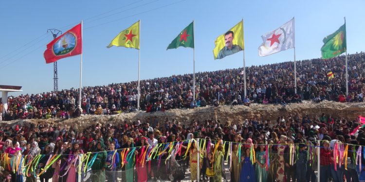 Kobanê Newrozu sona erdi: “Tecridi kıralım, Efrîn’i özgürleştirelim”