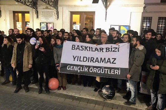 Gençlik örgütlerinden Kadıköy’de protesto