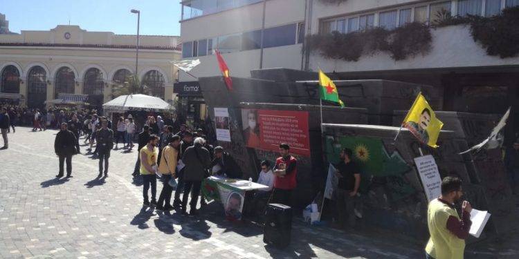 Atina’da gençler eylemde