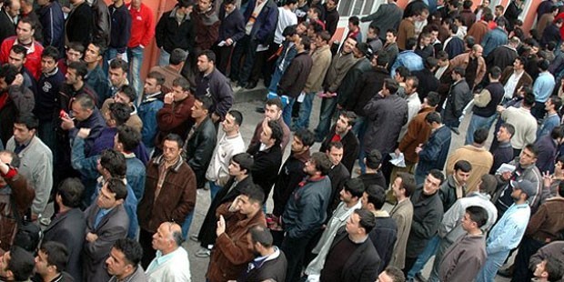 İşsiz sayısı 4 milyonu aştı