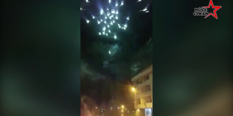 Gençlerden, A101’e molotoflu eylem