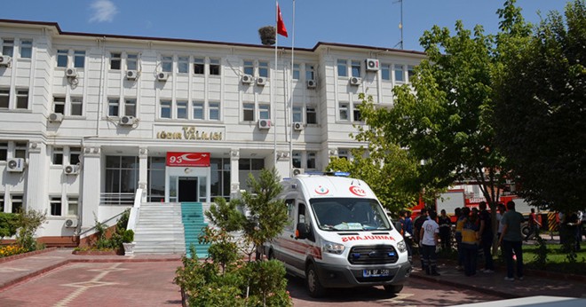 Wan’dan sonra Îdir işgalci valiliği de 15 günlük yasak getirdi