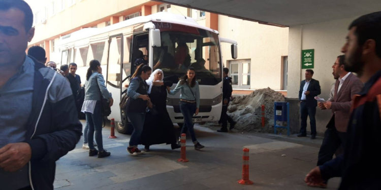Elîh ve Wan’da işgalciler ailelere saldırdı: 38 gözaltı