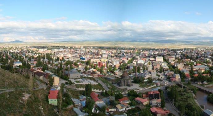 Qers’te HDP kazandı, işgalci vali yasak getirdi