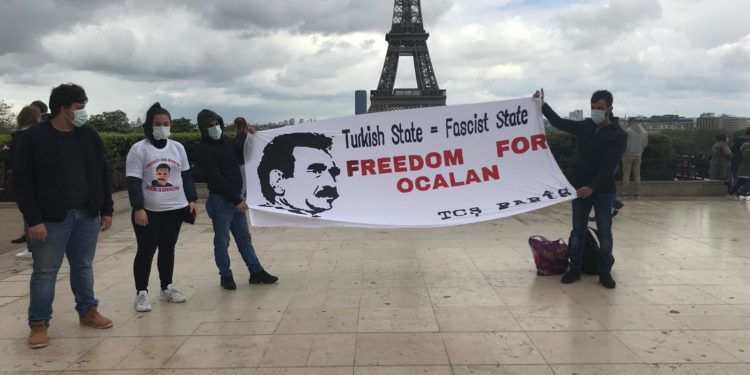 Tevgera Ciwanên Şoreşger’den Paris’te eylem