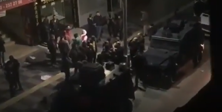 Mersin HDP İl binası ablukaya alındı