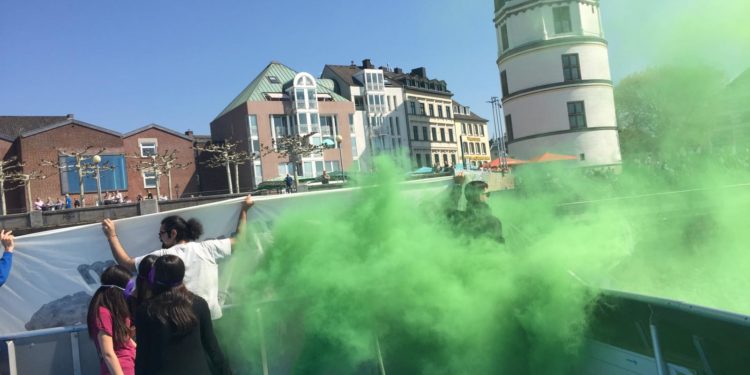 YENİLENDİ – Tecride karşı Almanya’da bir gemide sivil itaatsizlik eylemi!