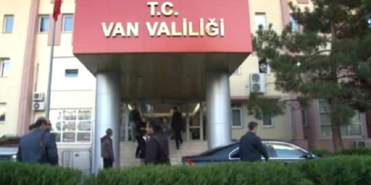 İşgalci valinin 4 Nisan korkusu: Wan’da 15 gün boyunca eylem ve etkinlik yasağı getirildi