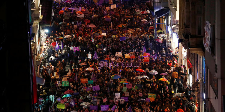 İsyan Çağının Kadınları…