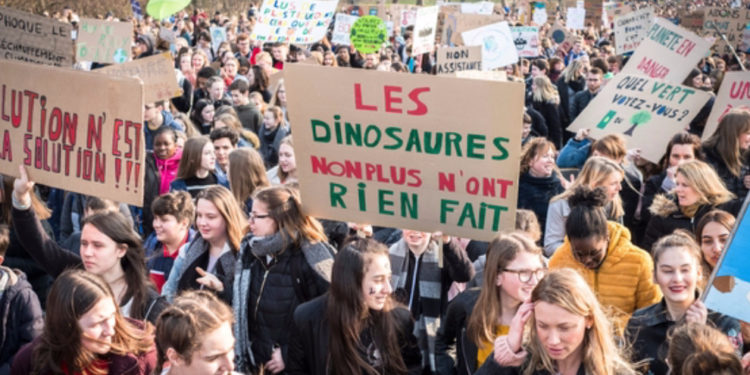 Dünya gençliğinden iklim için küresel grev çağrısı