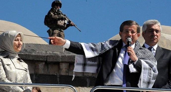 Davutoğlu Kanlı Elleri İle Kürtlere Neyi Vaat Ediyor?