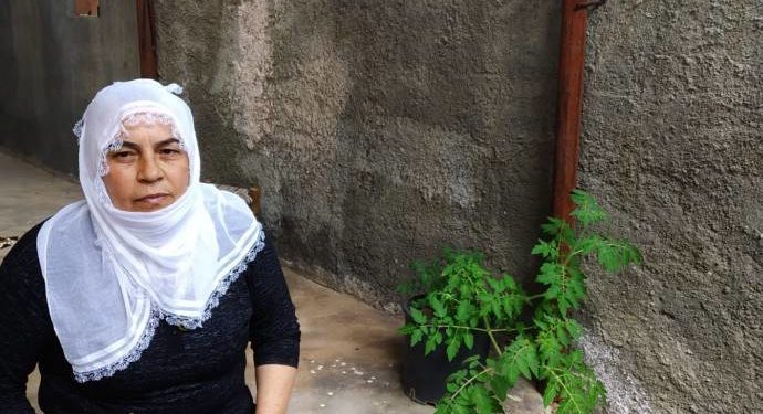 Direnişçi annesine saldırı