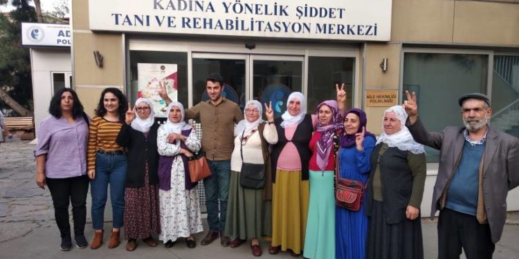 Bakırköy cezaevi önünde gözaltına alınan yurttaşlar serbest bırakıldı