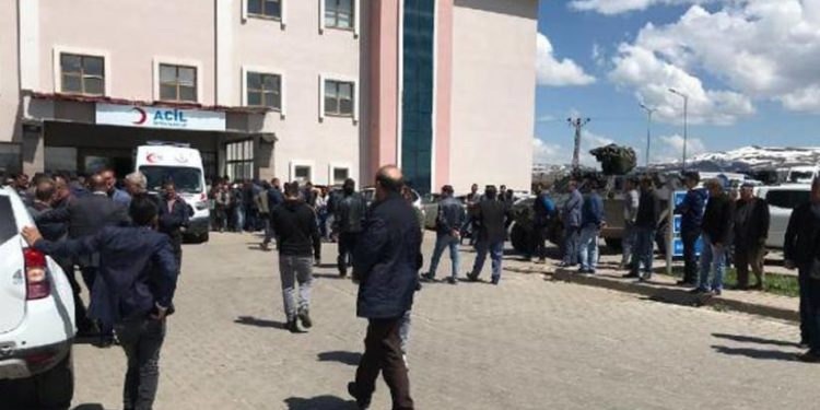 İşbirlikçi korucu evli olduğu kadını ve çocuğunu katletti