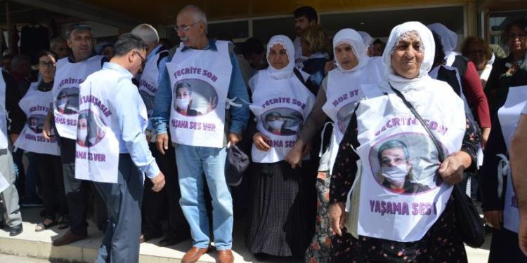 İzmir’de gözaltına alınan tutsak yakını serbest bırakıldı