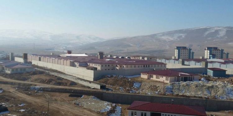 Kayseri’de direnişçilere yanlış serum verildi