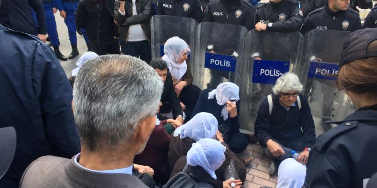 Gebze’de direnişteki ailelere saldırı: 4 yurttaş gözaltına alındı