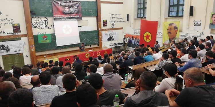 Atina’da ‘Mayıs ayı şehitleri’ anması