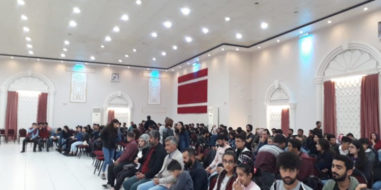 DÖ-DER öğrenci şöleninde gençliğin örgütlülüğü tartışıldı