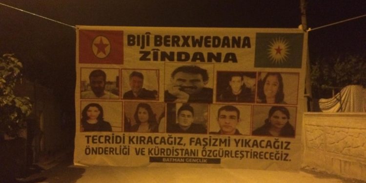 Elîh gençliğinden pankart ve yazılama eylemi