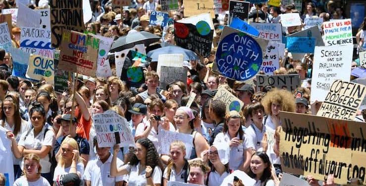 Gençler, 114 ülkede, 1.400 şehir ve kasabada ikinci defa iklim grevine çıkıyor