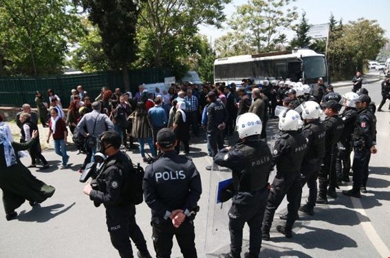 Bakırköy’de faşist polis ailelere plastik mermilerle saldırdı