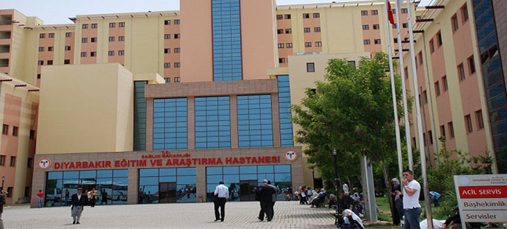 Amed’de tedavi altına alınan 26 direnişçi cezaevine götürüldü