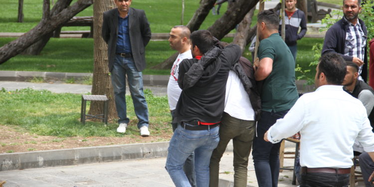 ÖZEL – İşgalci Türk polisinin gence uyguladığı şiddet görüntülendi