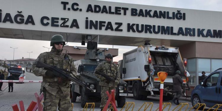 Şakran’daki direnişçilerin tedavisi engelleniyor