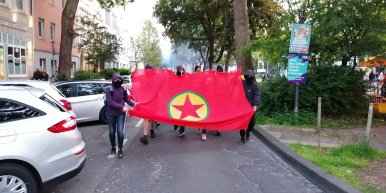 Gençler Xelfetî’de yaşananlara karşı Almanya’da eylemde