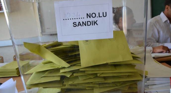 İstanbul seçimlerinde ihlaller yaşanıyor!