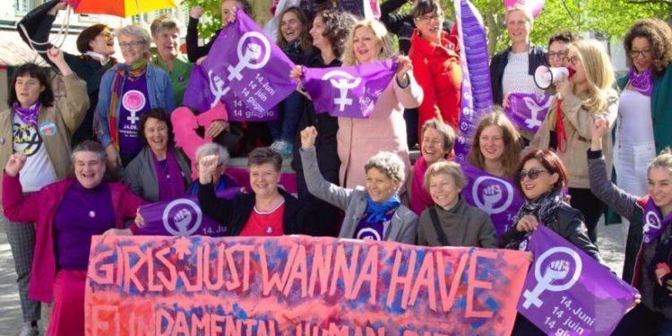 İşçi kadınlar 14 Haziran’da greve gidiyor