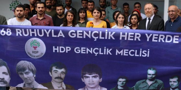 HDP Gençlik Meclis Üyesi Nuda Doğan gözaltına alındı