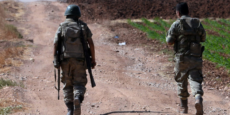 FLAŞ – İşgalci Türk ordusu köylere fotokapan yerleştiriyor