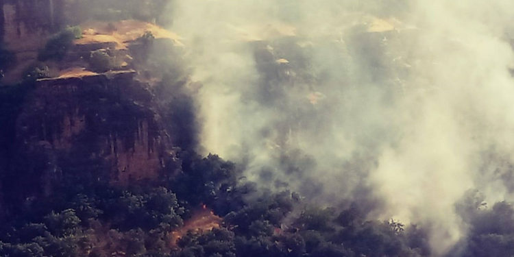 Hezex’deki yangın yayılıyor