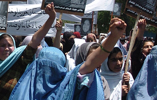 Afgan Kadınların Baskı ve Köktenciliğe Karşı Tarih Boyu Direnişi