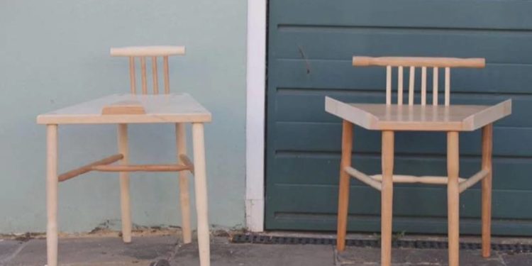 Erkeklerin kamusal alanlarda ‘yayılarak’ oturmasına karşı sandalye tasarlandı