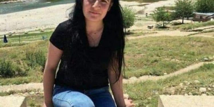 Atanamayan öğretmen intihar etti