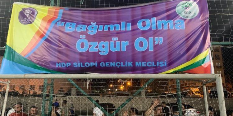 Silopiya Gençlik Meclisi’nin uyuşturucuya karşı futbol turnuvası devam ediyor